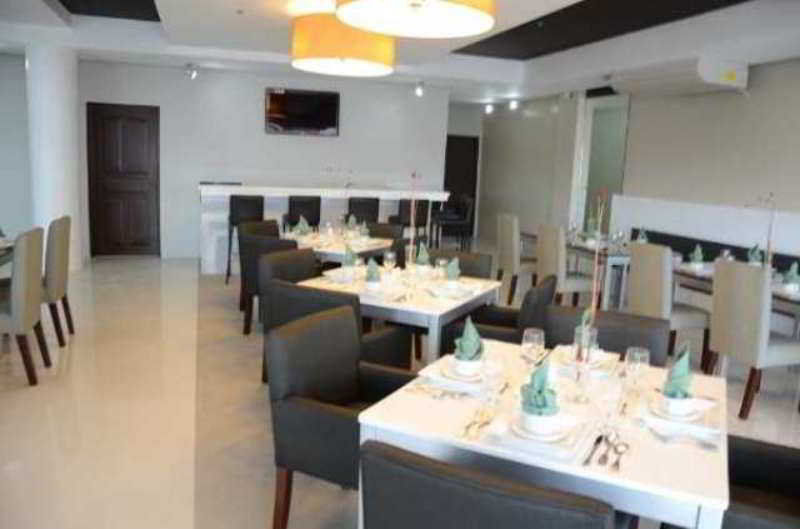 Empire Suites Hotel Puerto Princesa Exterior photo